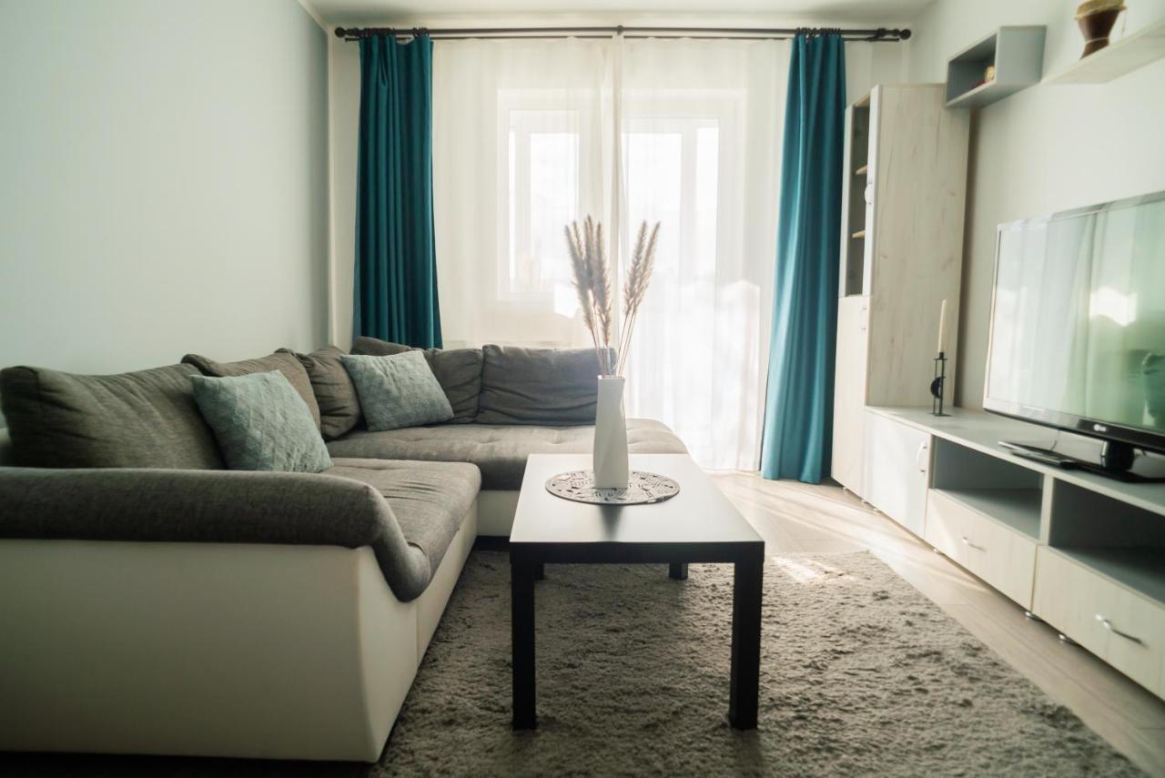 Ferienwohnung Popasul Dacului Calator Hunedoara Exterior foto