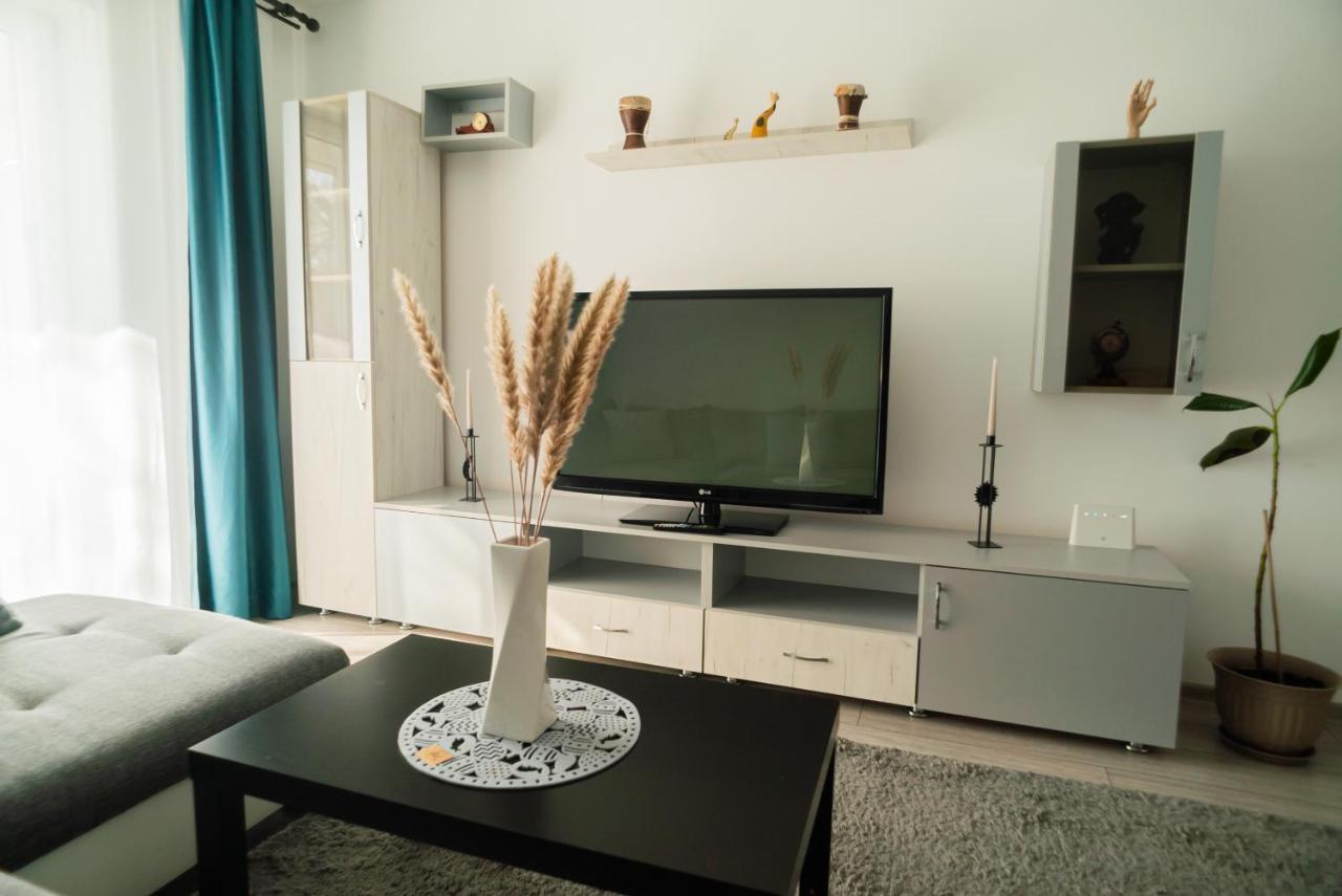 Ferienwohnung Popasul Dacului Calator Hunedoara Exterior foto